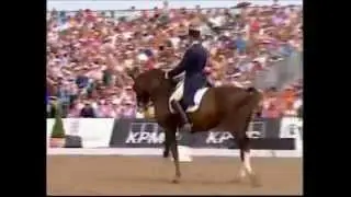 Bjorsells Briar 899 and Jan Brink's Simon and Garfunkel Grand Prix Freestyle Hickstead 2003