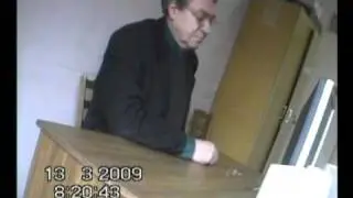 Directorul adjunct al SIS, recunoaste ca a divulgat secrete de stat in interes personal