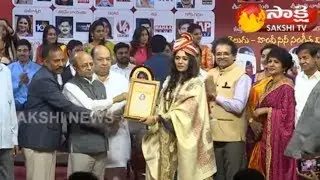 Sakshi TV Receives Aradhana Best News Reader Award | Aradhana Awards - Watch Exclusive