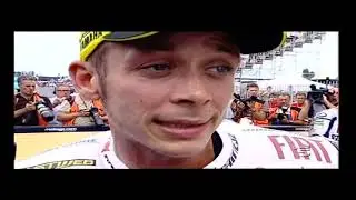 MOTOGP 2010 (MISANO) - VALENTINO ROSSI RICORDA SHOYA TOMIZAWA