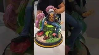 Unboxing Trafalgar D Water Law figurine tsume