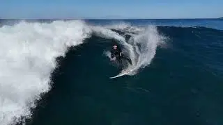 GANLE SURFING ON WAVES WITHOUT A WALLS