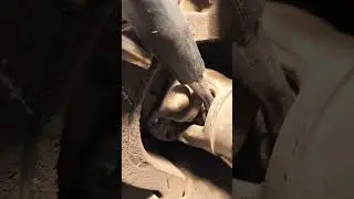 01 bmw 325ci e12 socket driveshaft top screw almost impossible without an impact try this out!!