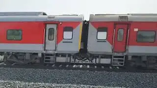Veraval Banaras Weekly Super Fast Express 12945 Skipping Koth Gangad with WDP4D Loco