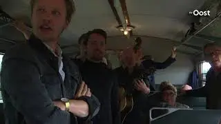 Historische trein de Blauwe Engel in Almelo aangekomen