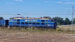 ET22-1114 z węglarkami.
