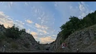 Ranojutarnja Vožnja Preko Velebita