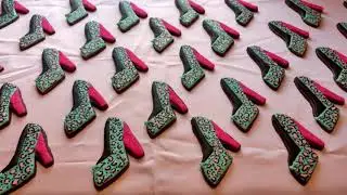 Amazing Cookie Art! Beautiful High-heel Shoe Cookies Tutorial!