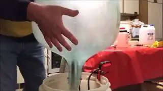 Ballonflaschen s&auml;ubern per CIP KEG Demijohn Fass Cleaner