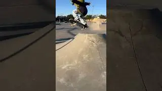 👽MAVERICK🛹RIPPING SK8 CHARLESTON🆙 #youtubeshorts #skateboarding #fyp #stunt