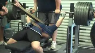 Orlando Barbell 3 Weeks out from the APF Seniors ME Bench, 5/23/09