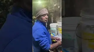 Famous chicken soup 🍲 old Delhi famous #famous #viral #shorts #olddelhi #shoaibdilliwala