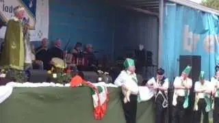 Crowning of the King of the Mummers