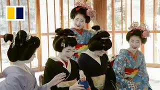 To Kyoto tourists: don&rsquo;t touch the geisha