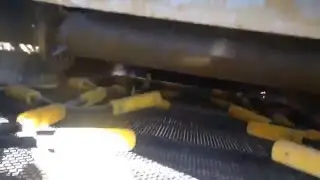 Klopfschn&uuml;re im Siebdeck