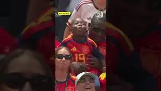 ¡SI ES QUE KEYNE ES UN TESORO! 😍LAMINE MIRANDO A SU HERMANO #DAZNMundial #FIFAWorldCup