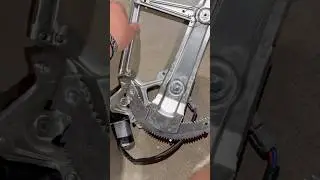 A-Premium Power Window Regulator: Smooth Operation for Your Honda CR-V!