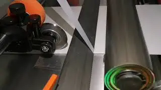 Kiss slit transfer tape with release film for finger lift