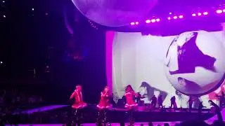 ARIANA GRANDE SWEETNERTOUR 2019 ROUND 2