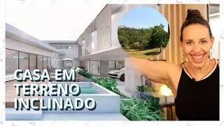 CASA EM TERRENO INCLINADO
