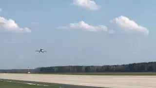 First flight of the Flaris Lar 1 jet