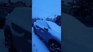 Heavy Snowfall in Warsaw &ndash; Cars Completely Covered! 🇵🇱
