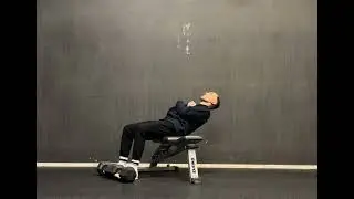 Anchored Cross Bench Sit Up