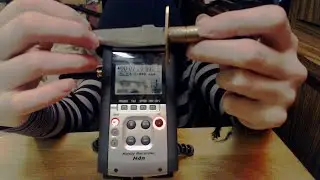 [ASMR] Binaural Metal Knife + Fabric Holder Sounds + Scratching Microphone (No Talking)