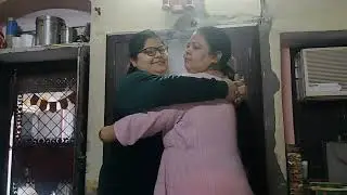 Bear hug challenge 🤗 maa Beti challenge #bearhugchallenge #hug #bearhug