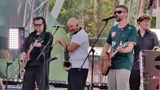 RUSSIAN ROCK GROUP UMA2TURMAN AT FOOTBALL STADIUM. ПЕСНИ ГРУППЫ УМА ТУРМАН НА РЖД АРЕНЕ.