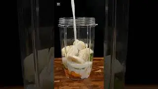 Mixed mango smoothie 🥤🥭🍷#fyp #smoothie #foryou #Recipe #viral #viralvideo #foru #foryoupage