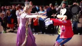 Locika & Mickey Mouse 💜 | A Million Splashes of Colour &ndash; Disneyland Paris