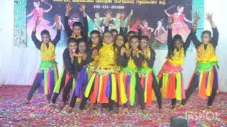 5th standard girls stage performance on school annualday  function for swing zara song.