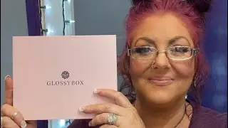 💜 GLOSSYBOX ЗА ЯНВАРЬ. ПОЛУЧИЛ ЛИ Я ЗОЛОТОЙ БИЛЕТ? 🎫