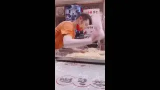 Uncut Livestream | Rhythmic Noodle-Making with Small Machine | Ambient Sounds Only