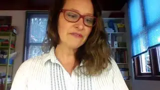 Super Seek and Find &ndash; Key Features by Lucy Crichton