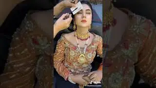 Areeka haq during makeup