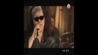 Willy Crook y Deborah Dixon (en estereo, canal 9)