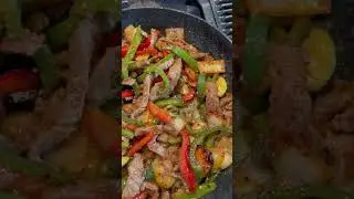 😋 EASY MEAL PREP - ASIAN INSPIRED STEAK FAJITAS #SHORTS