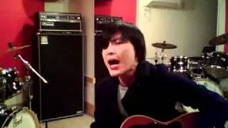 THE COKEHEADS Vo えび　弾き語る