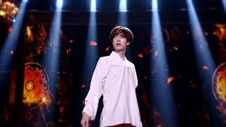 王一博街舞与京剧太极结合，上演绝美舞蹈，不得不说他的学习能力太强了！