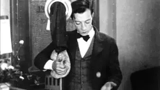 Buster Keaton - The Cameraman (1928)