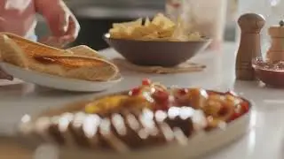 Whirlpool&reg; 30-inch Gas Cooktop with 2-in-1 Hinged Grate to Griddle - Overview