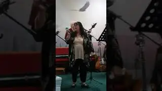 Jo Andrews and Larry Floyd GREAT Gospel singing at FULL gospel assembly church in sand spring tn.