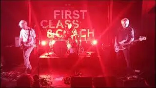 First Class & Coach 'Only Lovers Left Alive'