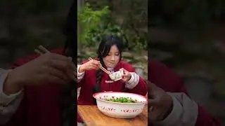 Traditional rural cooking method: boiled beef 