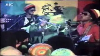 vintage Aswad performance (70&acute;s)