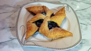 Слойки с Вишней из Слоеного Теста (Очень Вкусно) / Puff With Cherry / Простой Рецепт