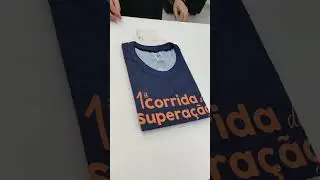 dobrando camiseta com molde