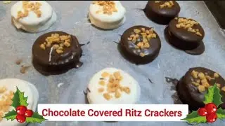 Simple Christmas Chocolate covered Ritz Crackers 